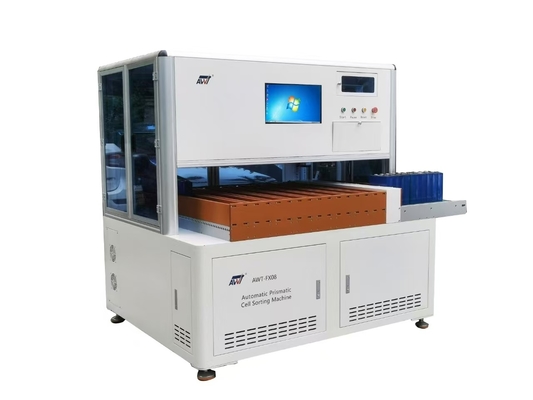 Macchina di selezione automatica di celle prismatiche