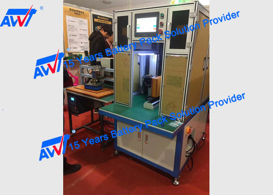Saldatore a punti automatico Double Side della batteria al litio di AWT 18650 32650 HDL6030 2800-3500pcs/Hours pneumatico 380V 5000A