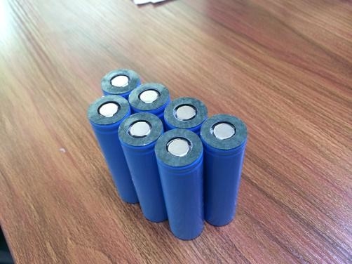 Attrezzatura dell'Assemblea della batteria della catena di montaggio 18650 della batteria di HMT18A 5000 pc alle ore